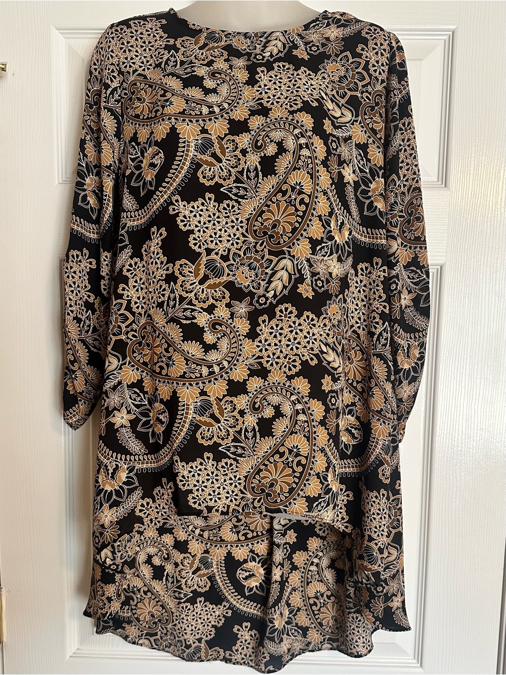 Cato Black and Tan Paisley Floral Long-Sleeve High Low Tunic
